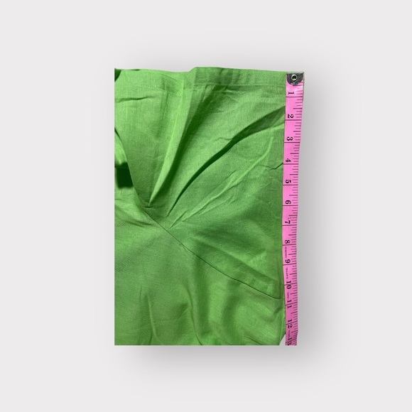 H&M pretty green button up shirt - Picture 4 of 8